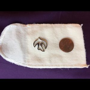 James Avery Jewelry - Silver Dove Charm James Avery Jewelry - Silver Dove Charm